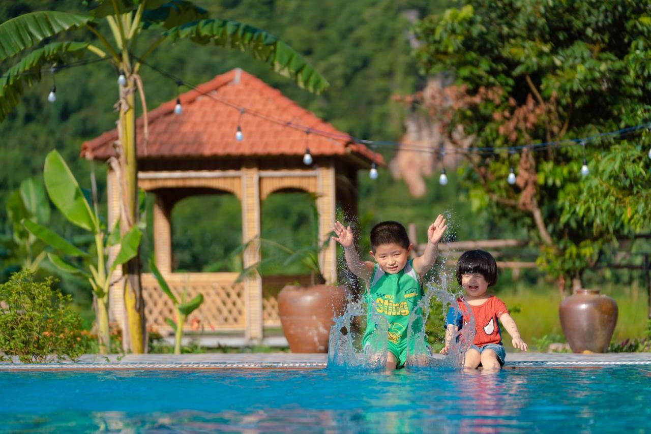 Tan Dinh Farmstay Нин Бин Екстериор снимка